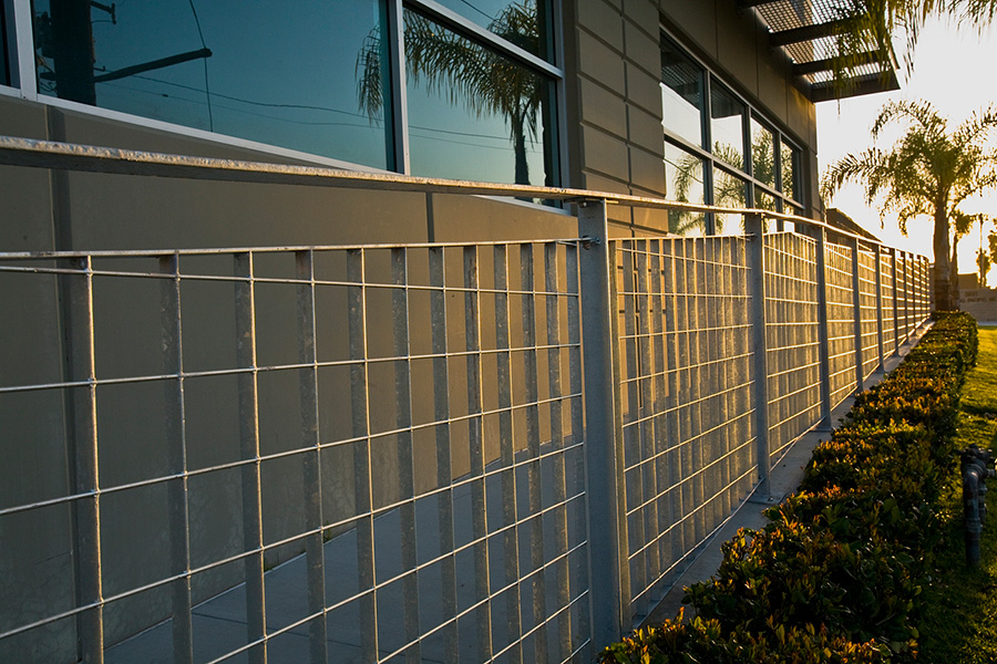 Opus60 fence panel system