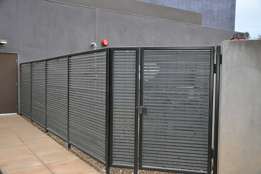 Opus80 fence panel system